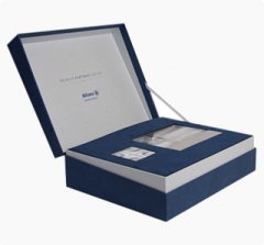 hinged lid rigid shoulder box